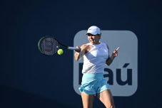 Megizzadt, de továbbjutott a harmadik fordulóba Simona Halep