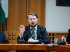 Átláthatósági törvény: elutasították az RMDSZ javaslatait