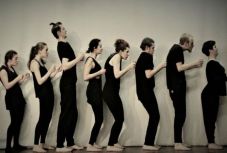 Online ingyenes felkészítőket tartanak a kolozsvári színin és teatrológián oktató tanárok