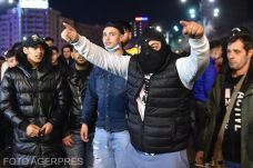 Bukarest: 188 személyt előállítottak a hétfő esti tüntetés nyomán