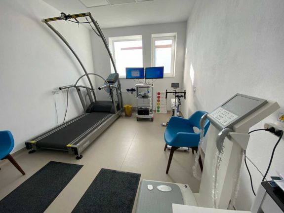 Megnyílt a Székelyföldi Jégkorong Akadémia sportlaboratóriuma