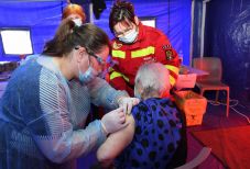 Naponta ezren kérik az első oltást Szatmár megyében