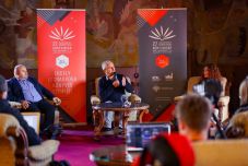 Marosvásárhely: könyvvásár vásár nélkül, programok teltház nélkül