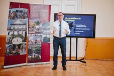 Polgármestersége első évét értékelte Korodi Attila