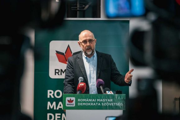 Az RMDSZ elkezdi a kormányalakítási tárgyalásokat a PNL-vel és a PSD-vel