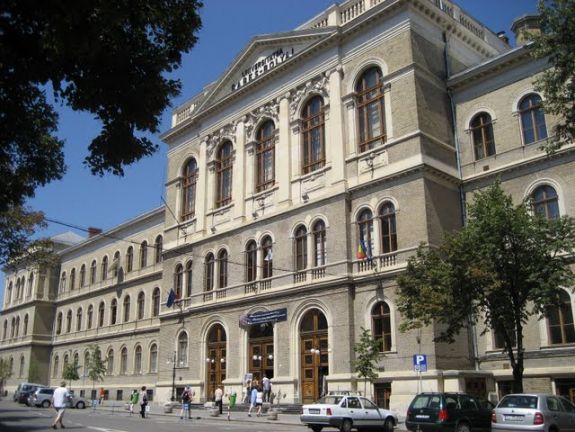 Etikai vizsgálatot indított a munkatársát és a diákokat sértegető professzor miatt a BBTE