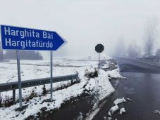 Hargita Megye Tanácsa is kiveszi a részét a téli útkarbantartásból