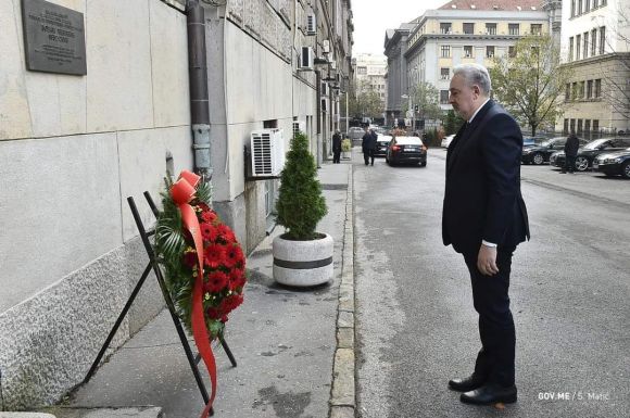 Ő az egyetlen európai államférfi, aki nincs beoltva