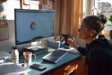 „Prokrusztész ágya” a gyermekirodalmi lap – László Noémit, a Napsugár főszerkesztőjét kérdeztük