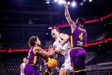 Férfi kosár BL:  visszavágott a Hapoelnek, és a továbbjutás küszöbén a Kolozsvári U-BT