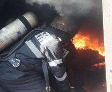 Kigyulladt egy nyári konyha a Hargita megyei Borzonton, egy férfi megsérült