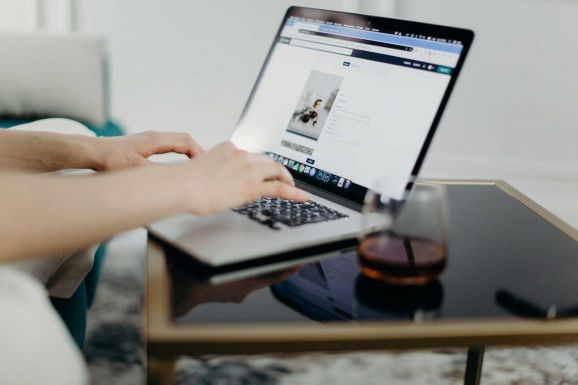 Felmérés: kiégési szindrómát okoz a távmunka