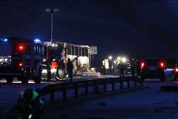 Legalább 46-an meghaltak egy autóbuszbalesetben Bulgáriában