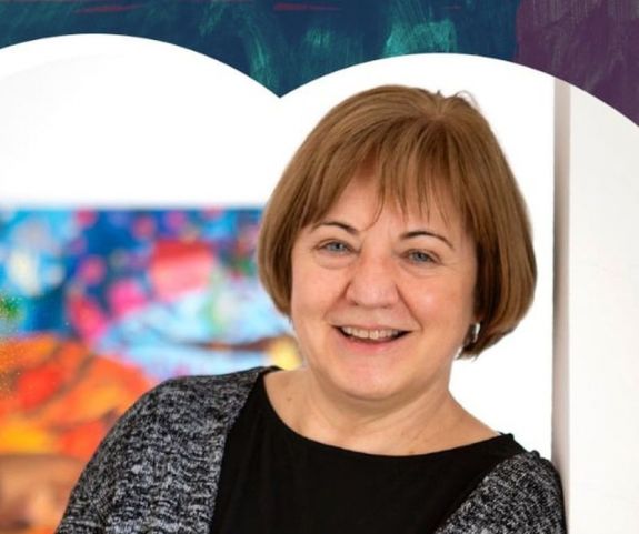 L. Ritók Nórával kezdődik a Pedagógus Fórum új évada