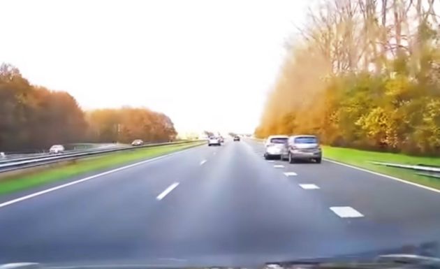 Kitüntetést érdemelne lélekjelenlétéért és segítőkészségéért ez a sofőr