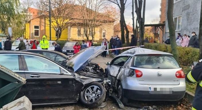 Rosszul lett a volánnál, gyalogosokat ütött el Temesváron egy sofőr