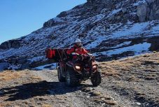 A Kis-Retyezátban eltévedt turistákat keresnek a hegyimentők