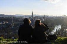 Népszavazás Svájcban: a többség kiállt a zöldigazolvány bevezetése mellett