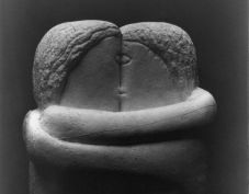 Műemlék marad a Csók, nem vihetik el a Montparnasse-ból