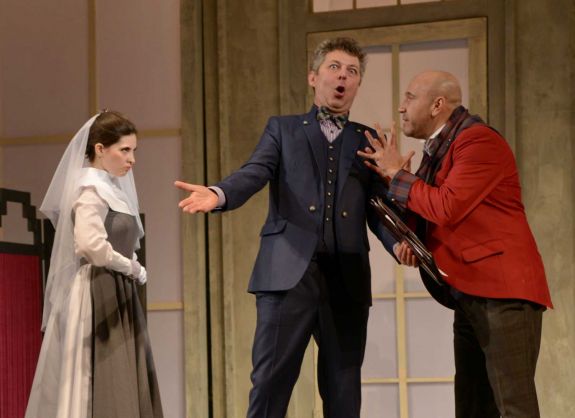 Zenei virtuozitás, élő színpadi helyzetek – a Don Pasqualéra készül a Kolozsvári Magyar Opera