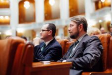 RMDSZ: nehéz időkben felelőtlenség kormányt buktatni alternatíva nélkül