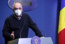 Arafat: 70 százalékos átoltottság kellene, hogy ne legyen nyomás az egészségügyön