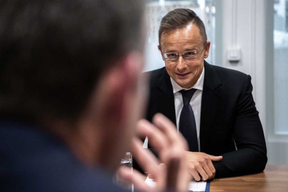 A koronavírusos betegek kezelésében hatásos gyógyszert kapunk Magyarországtól