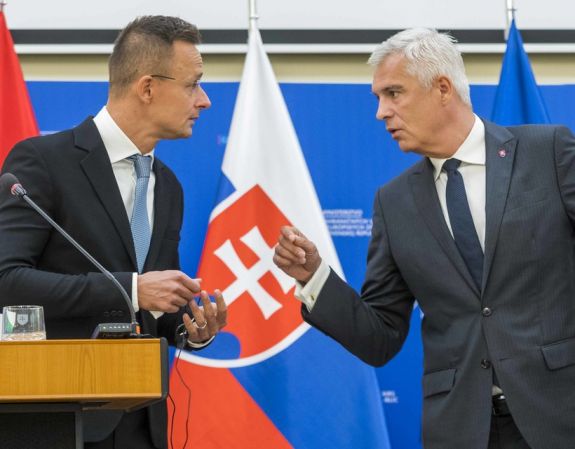 Szlovák külügyminiszter: „Tudni akarunk arról, mit csinál nálunk a magyar kormány”