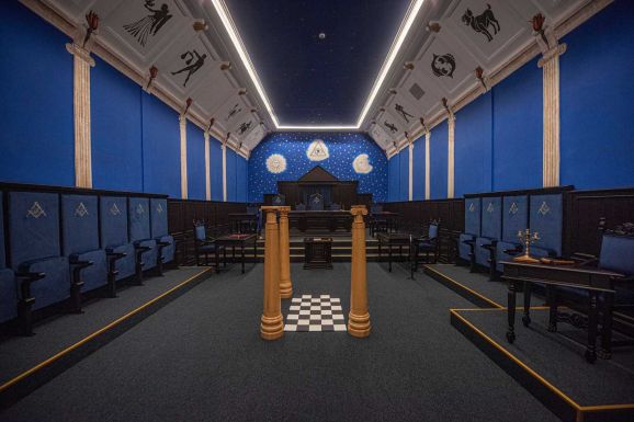 Megnyitották Nagyváradon a szabadkőműves múzeumot, csak épp a váradi vonatkozások maradtak ki belőle