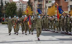 Kitüntette Klaus Iohannis a 30 éves csíkszeredai hegyivadász dandárt