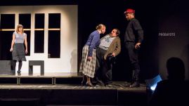 A Tótékat rendezi Bocsárdi László Sepsiszentgyörgyön