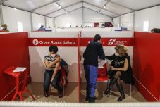 Mától a fizetését is elveszíti az az olasz dolgozó, akit nem oltanak be koronavírus ellen