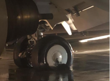 Ijedtség a kolozsvári repülőtéren: kigyulladtak a leszálló gép kerekei