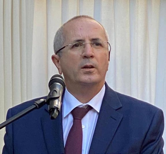 Támogatja az orvosi kamara elnöke az oltásellenes és vírustagadó orvosok szankcionálását