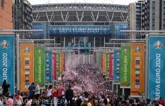 Két zárt kapus meccsre büntették az angolokat az Eb-döntő miatt