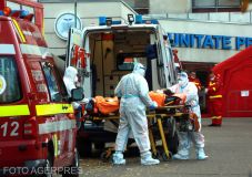 Tartósan húszezer feletti a kórházban kezelt fertőzöttek száma