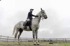 Akár a népmesében, Csikó Csabiból a Nemzeti Vágta dobogósává nőtt a székelyföldi lovászfiú