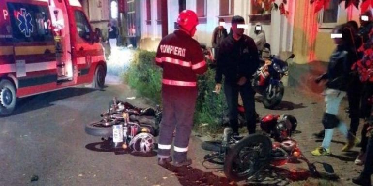 Fának csapódott Marosvásárhelyen egy tizenéves motoros, társa pedig nekiütközött