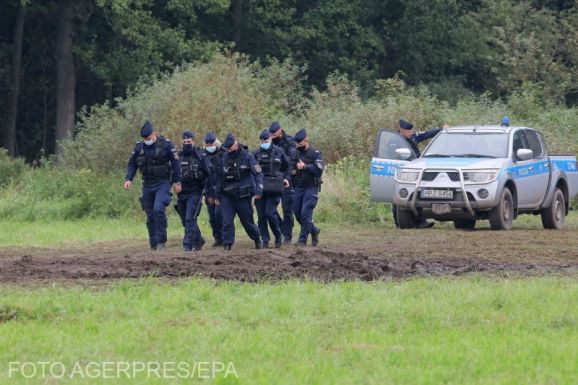 A lengyel elnök rendkívüli állapotot hirdetett a fehérorosz határ menti térségekben