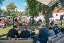 Megnyílt a VIBE különkiadása a marosvásárhelyi várban