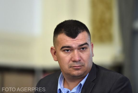 Együttműködési megállapodást kötött a magyar és a román választási hatóság