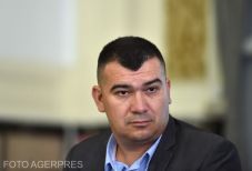 Együttműködési megállapodást kötött a magyar és a román választási hatóság