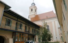 Felszentelték a felújított kolozsvári evangélikus templomot és püspöki székházat