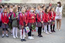 Becsengettek a székelyudvarhelyi Benedek Elek Pedagógiai Líceumban is