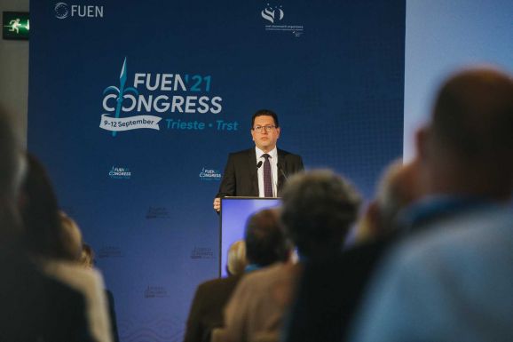 A kisebbségek védelmének uniós szerződésbe emelését kéri a FUEN