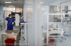 Belehalt a koronavírus okozta betegségbe az oltásellenes mozgalom egyik élharcosa