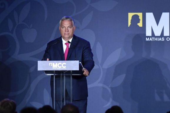 Orbán Viktor: a magyarok küldetése a Kárpát-medence védelme
