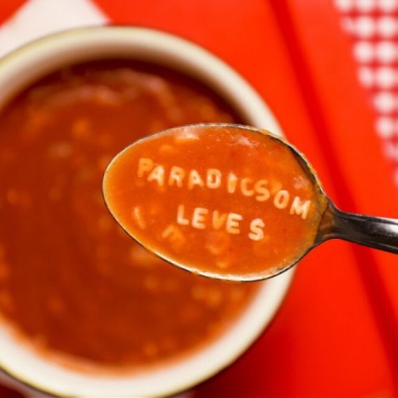 A tanügyminiszter ebédje