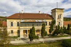 Megnyitja kapuit egy napra a kolozsborsai Bánffy-kastély 