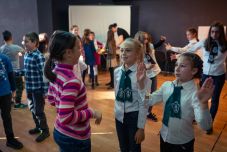 Meghirdette olvasás-népszerűsítő versenyét a marosvásárhelyi könyvvásár